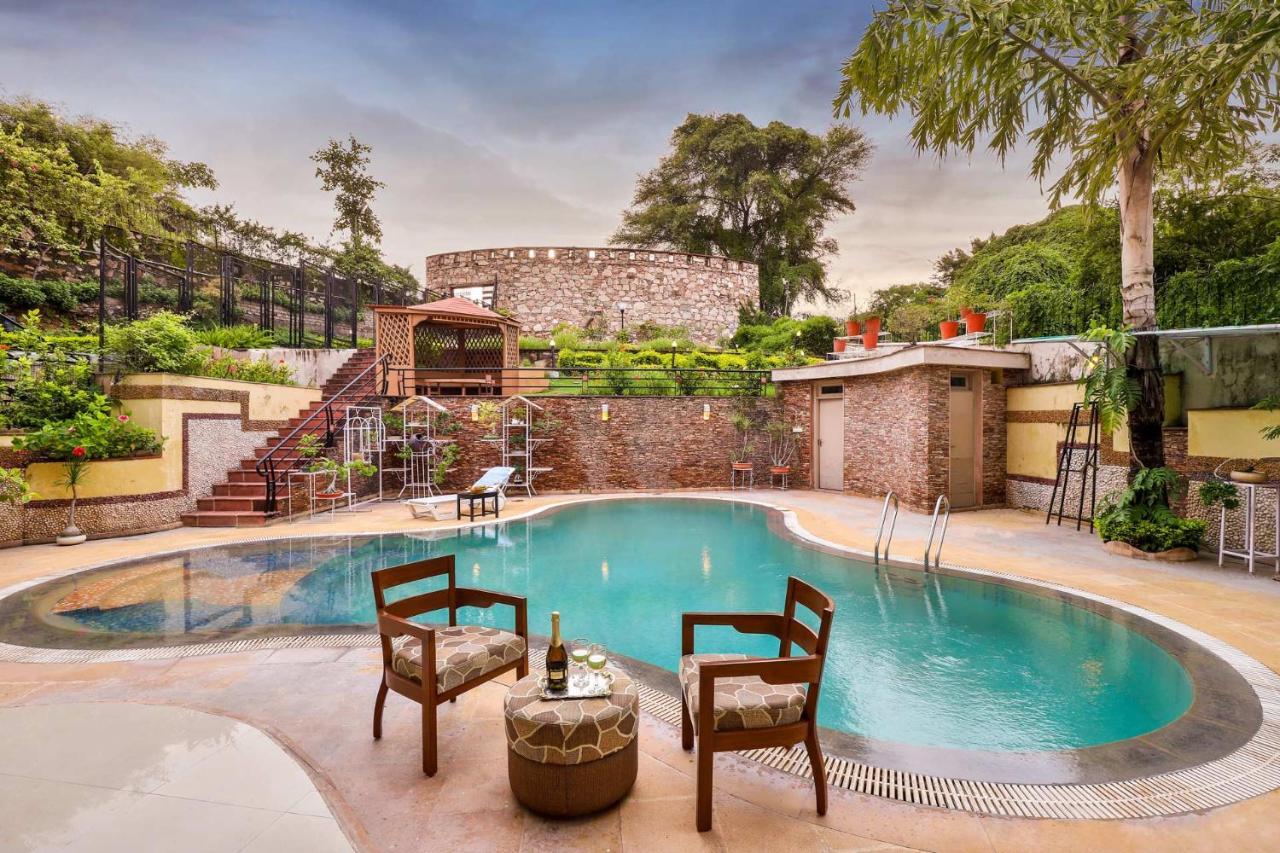 Stayvista'S Prakriti Farms With Outdoor Pool, Complimentary Breakfast And Hi-Tea Udaipur Eksteriør billede