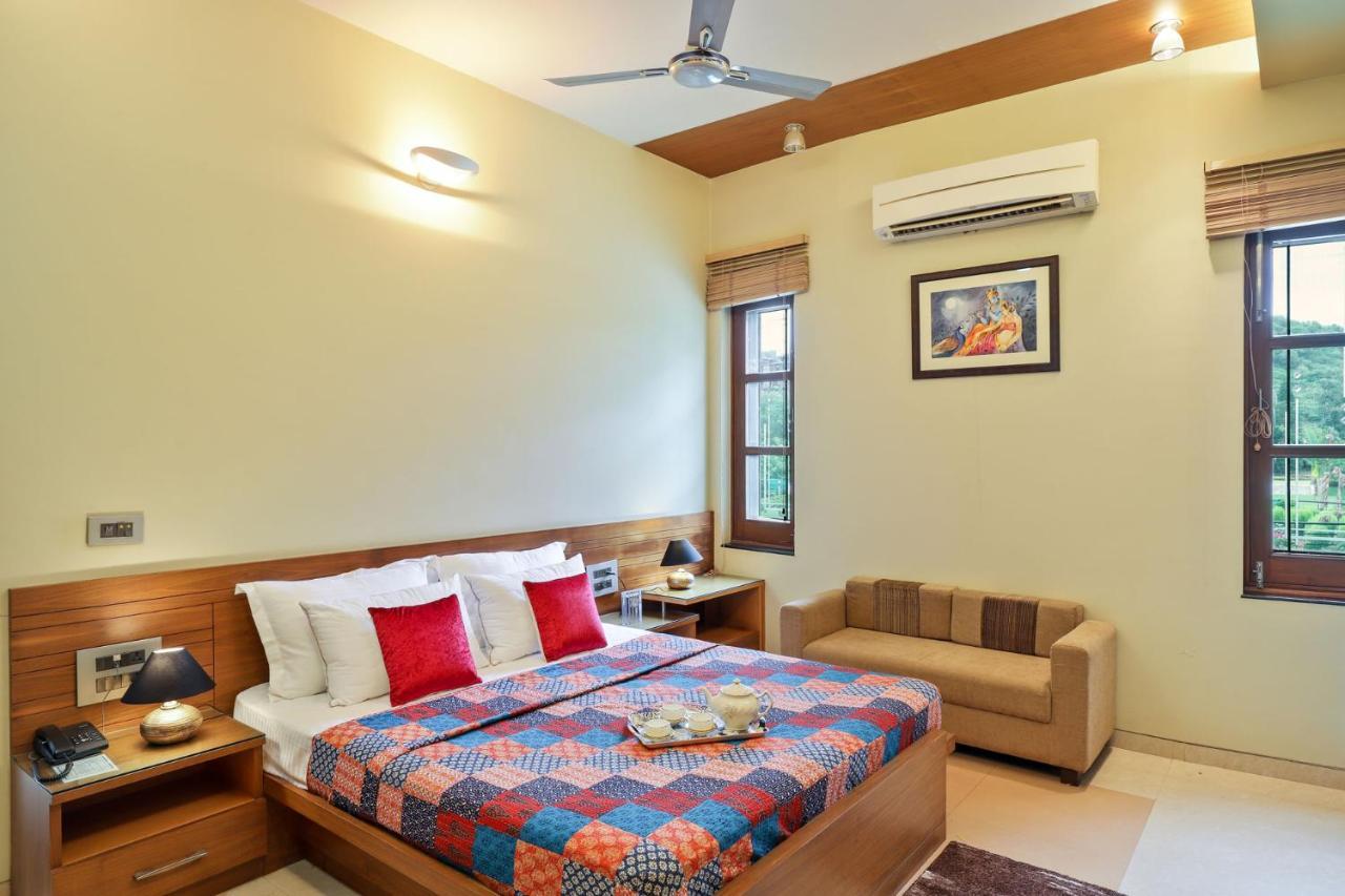 Stayvista'S Prakriti Farms With Outdoor Pool, Complimentary Breakfast And Hi-Tea Udaipur Eksteriør billede