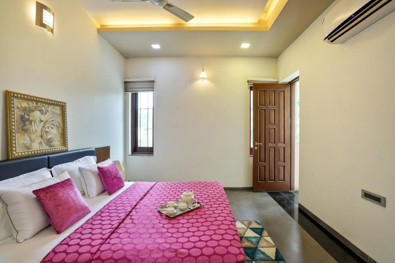 Stayvista'S Prakriti Farms With Outdoor Pool, Complimentary Breakfast And Hi-Tea Udaipur Eksteriør billede